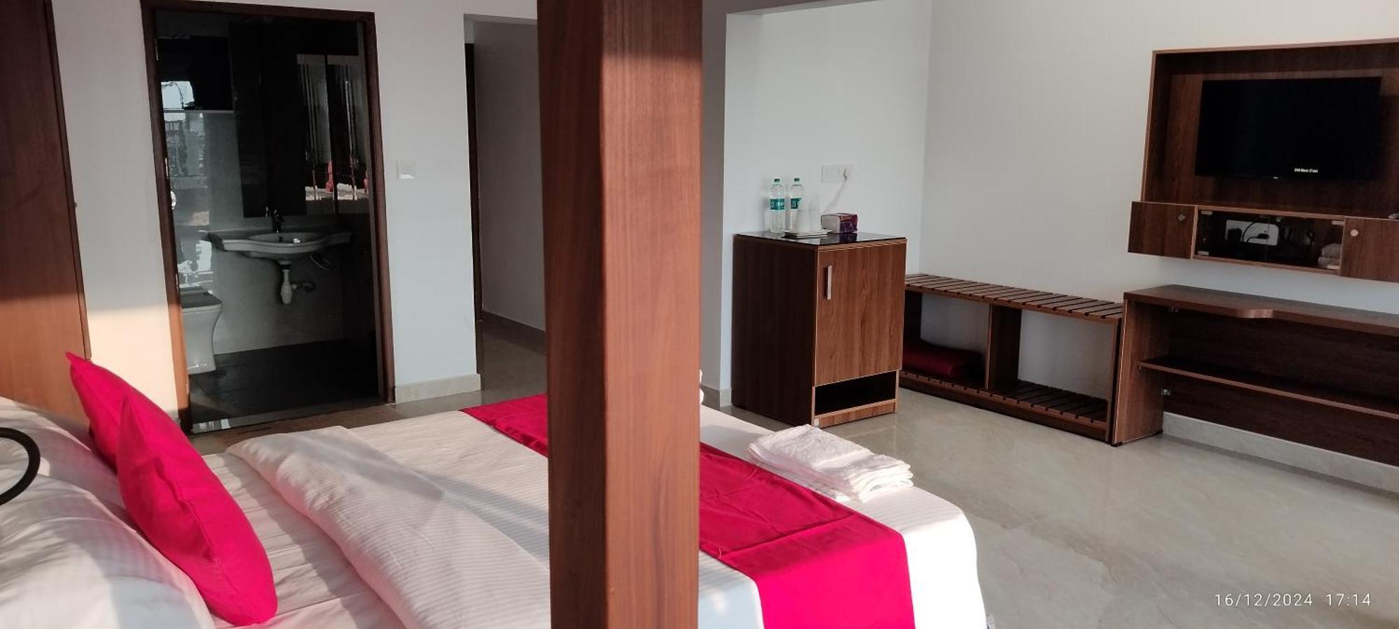 Alleppey Holiday Beach Resort Alappuzha Rum bild